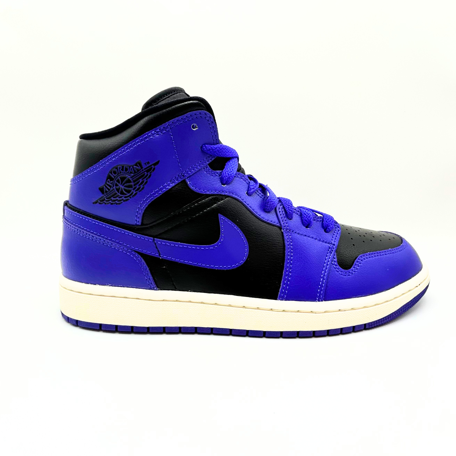 Air Jordan 1 Mid WMNS (Dark Concord)