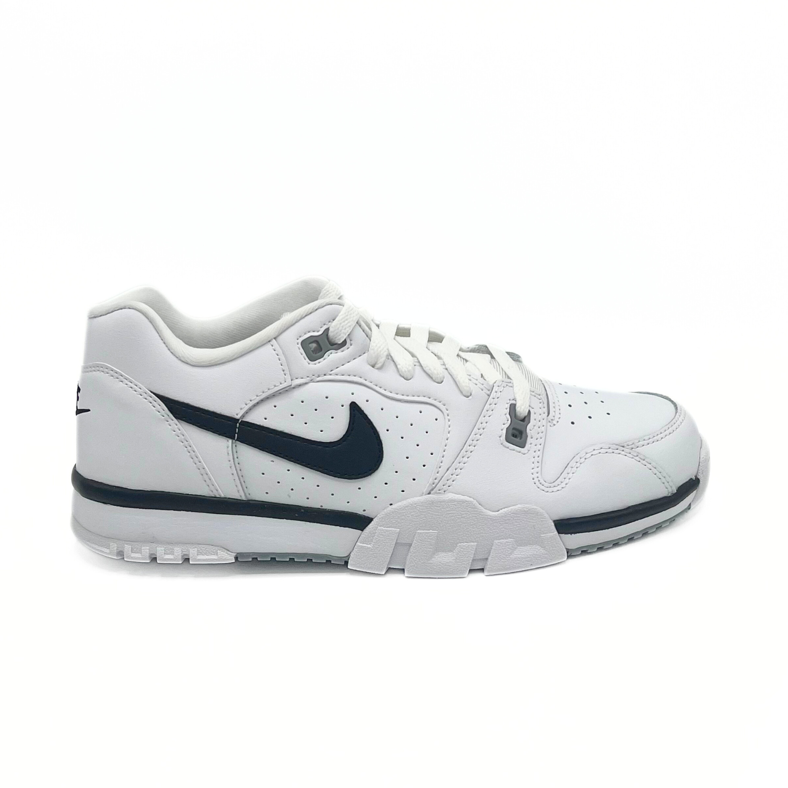 Nike Cross Trainer Low (White/Black)