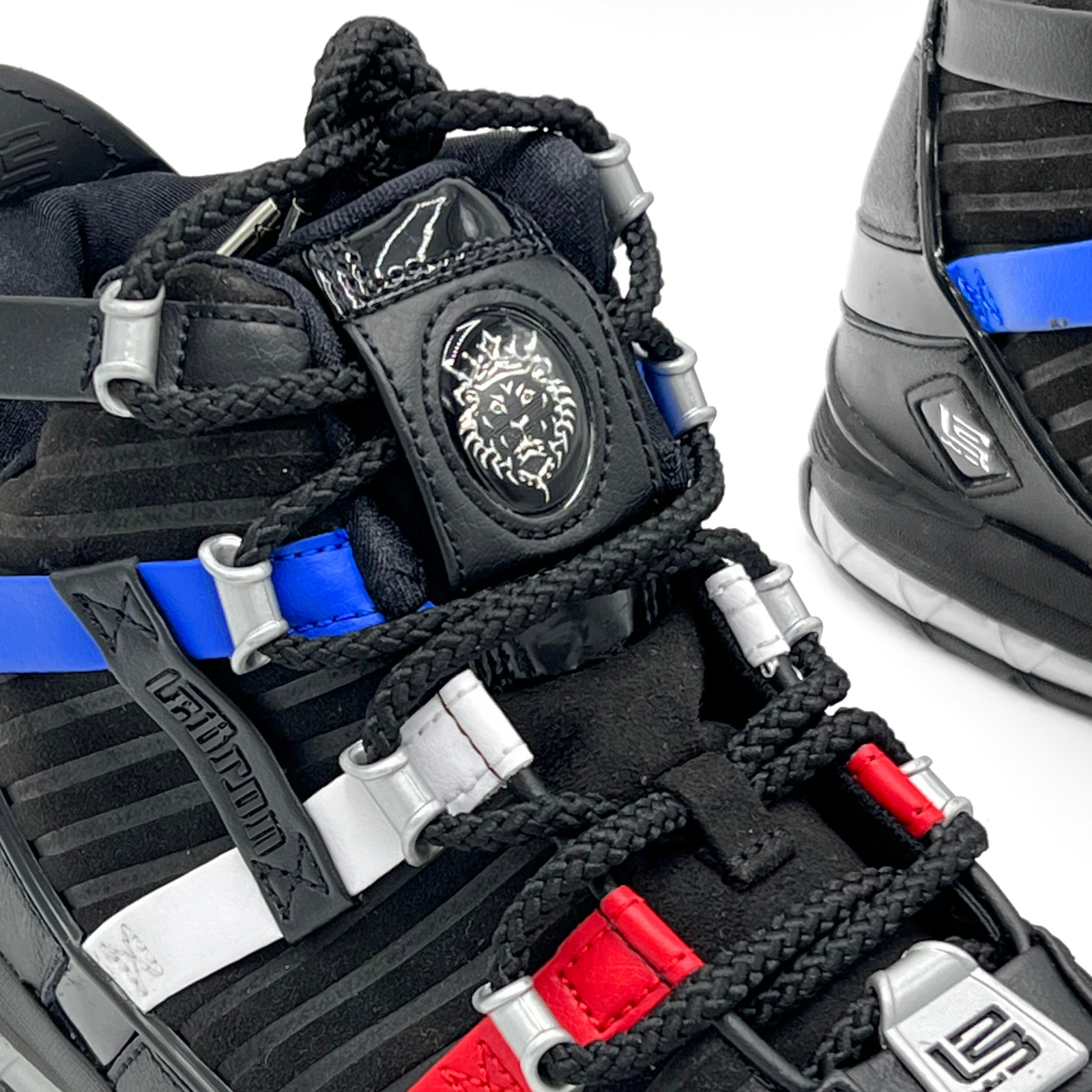 nike lebron iii
